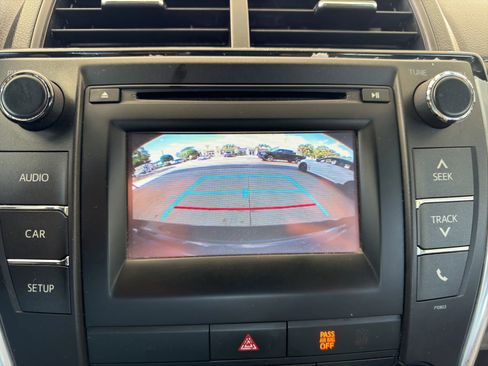 Used 2015 Toyota Camry LE FWD image 25