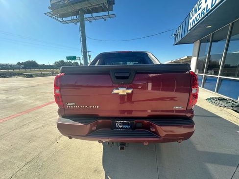 Used 2008 Chevrolet Avalanche LT image 4