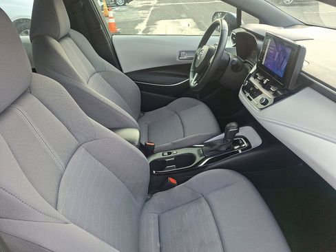 Used 2024 Toyota Corolla SE image 9