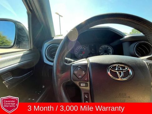 Used 2016 Toyota Tacoma TRD Sport w/ Towing Package AWD/4WD image 11