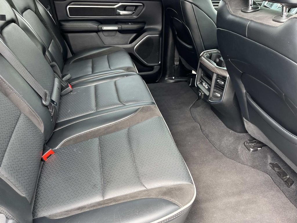 Used 2025 RAM 1500 Laramie AWD/4WD image 20