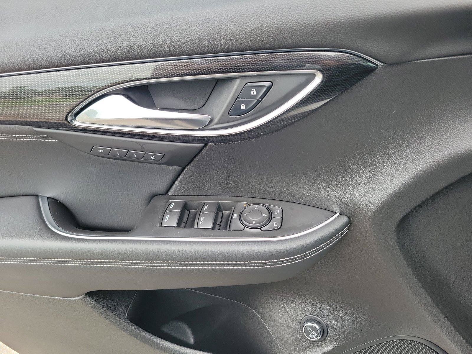 Used 2022 Buick Envision Essence w/ Technology Package I FWD image 20