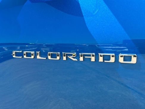Used 2023 Chevrolet Colorado LT w/ LT Convenience Package II AWD/4WD image 31