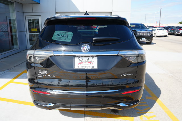 Used 2024 Buick Enclave Avenir w/ Avenir Technology Package AWD/4WD image 38