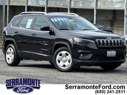 Used 2019 Jeep Cherokee Latitude w/ Cold Weather Group
