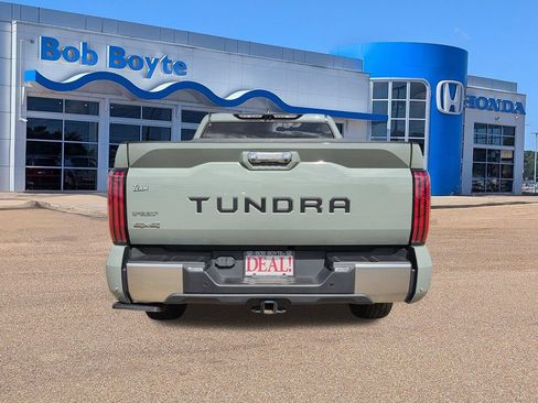 Used 2024 Toyota Tundra Limited AWD/4WD image 6