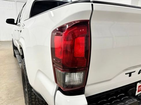 Certified 2023 Toyota Tacoma SR AWD/4WD image 7