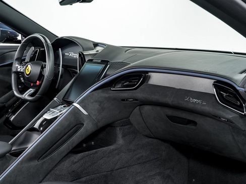 Used 2024 Ferrari Roma Spider RWD image 28