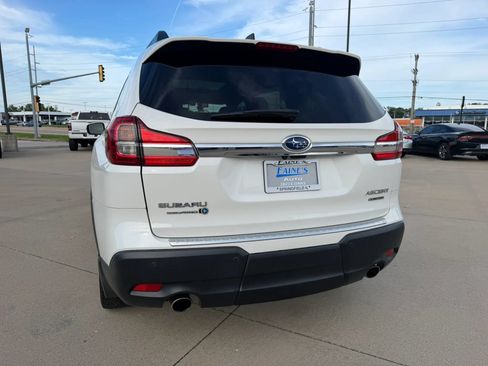 Used 2020 Subaru Ascent Limited w/ Technology Package AWD/4WD image 17