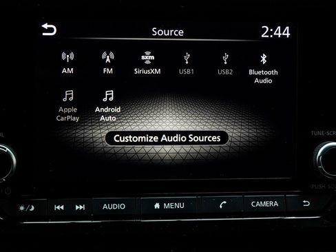 Used 2025 Nissan Pathfinder SV image 24