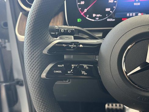 Certified 2025 Mercedes-Benz GLC 300 4MATIC image 31
