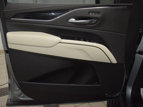 Used 2023 Cadillac Escalade Sport w/ LPO, ONYX Package AWD/4WD image 52
