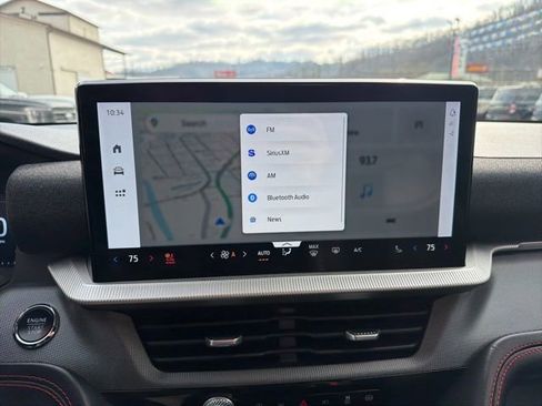 Used 2025 Ford Explorer ST-Line image 35