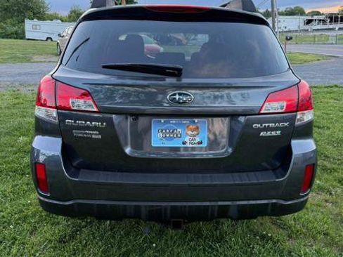 Used 2011 Subaru Outback 2.5i Premium AWD/4WD image 6