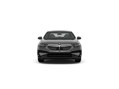 Used 2025 BMW 530i 530i w/ Premium Package image 2