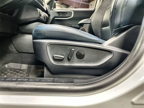 Used 2022 Ford Bronco Sport Outer Banks image 12