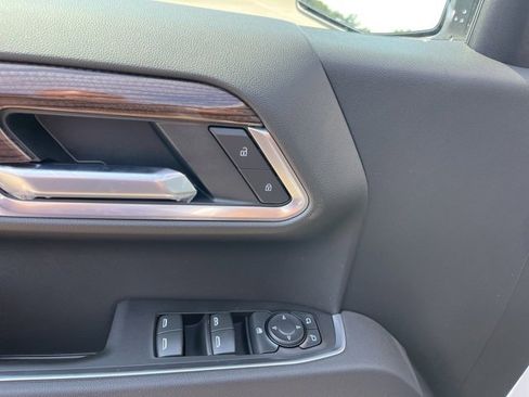 New 2026 Chevrolet Silverado 1500 LT w/ All Star Edition Plus image 17