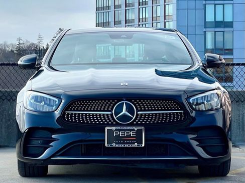 Certified 2022 Mercedes-Benz E 350 4MATIC Sedan image 3