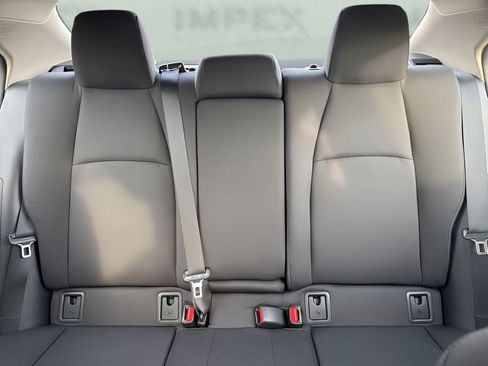Used 2025 Toyota Corolla LE image 10