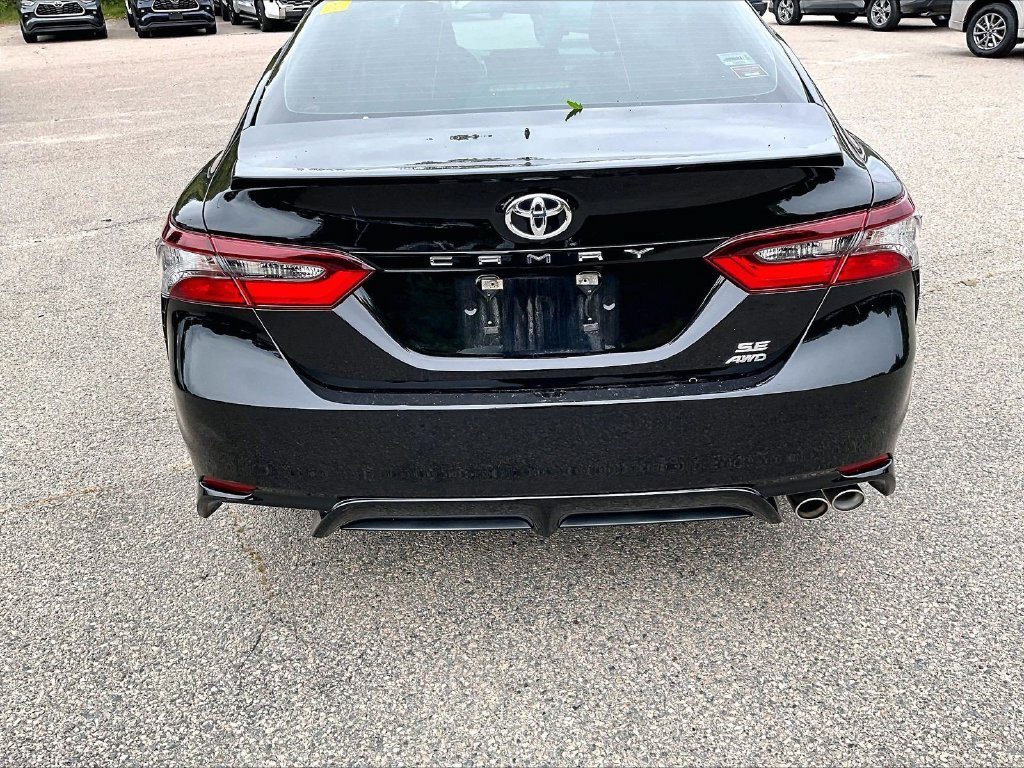 Certified 2022 Toyota Camry SE w/ Cold Weather Package AWD/4WD image 10