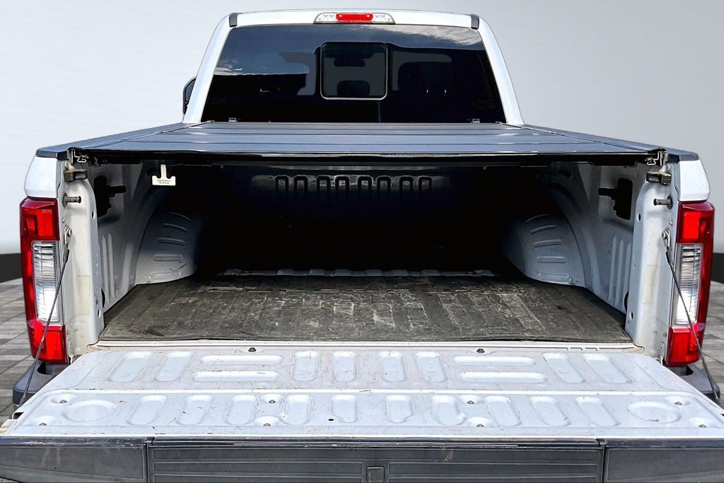 Used 2019 Ford F250 XLT w/ XLT Premium Package AWD/4WD image 24