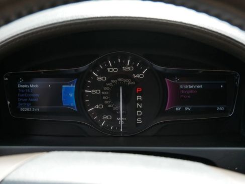 Used 2015 Lincoln MKX AWD w/ Equipment Group 101A image 21