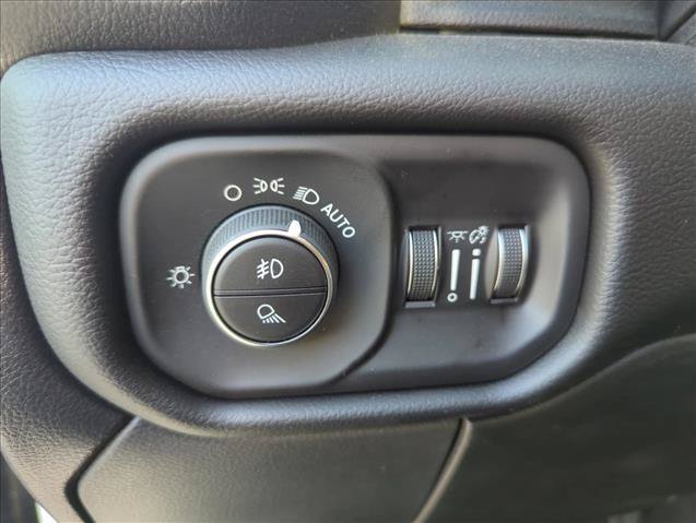 New 2026 RAM 2500 Laramie AWD/4WD image 16