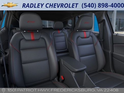 New 2026 Chevrolet Trax RS w/ Sunroof Package image 16