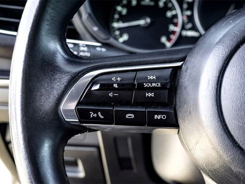 Used 2024 MAZDA MAZDA3 s image 18