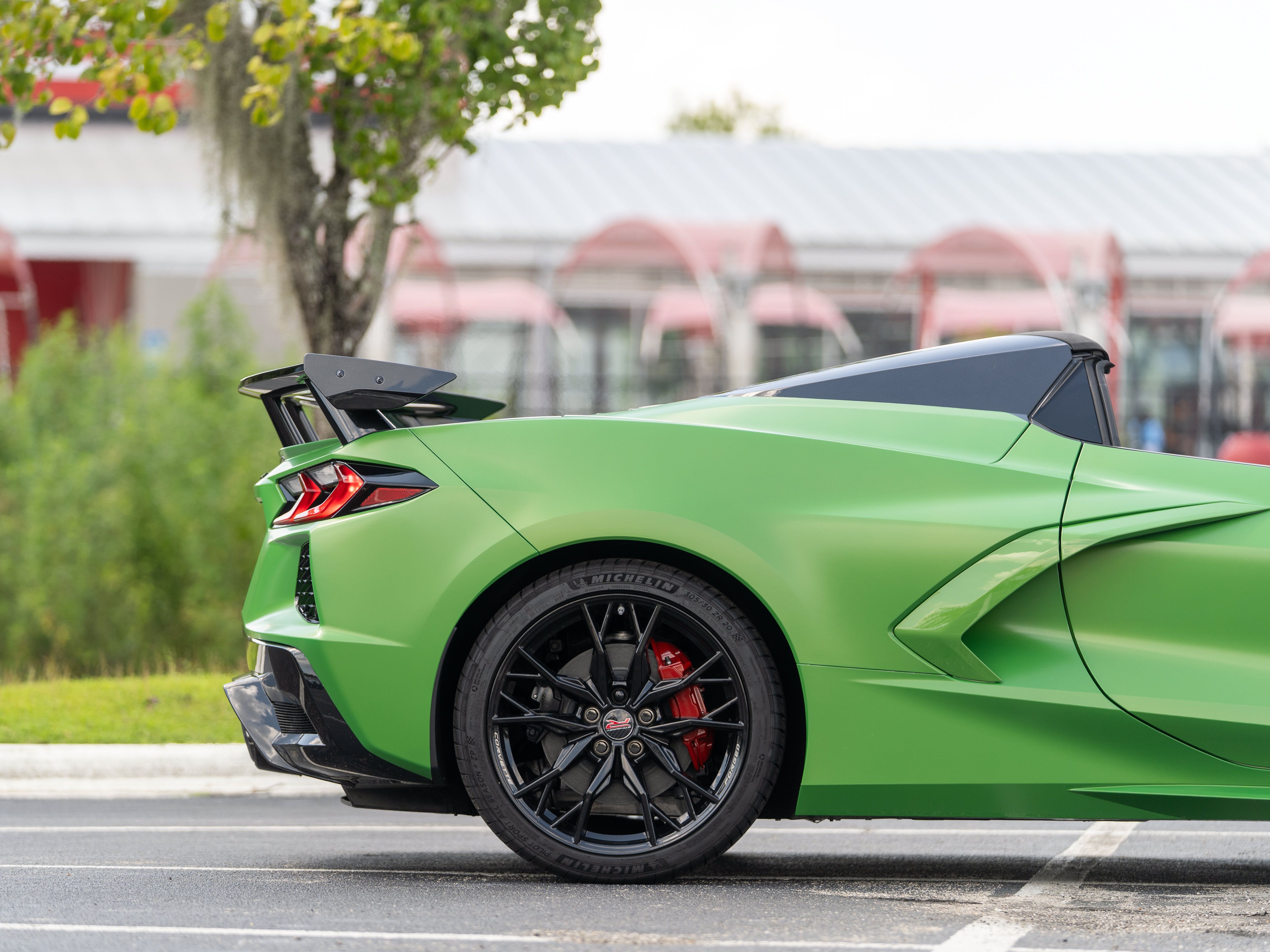 Used 2027 Chevrolet Corvette Stingray Convertible w/ Stealth Interior Trim Package RWD image 6