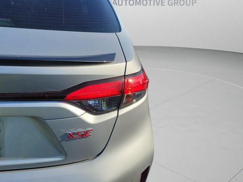 Used 2020 Toyota Corolla XSE FWD image 20