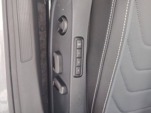 New 2026 Volkswagen Jetta SEL image 12