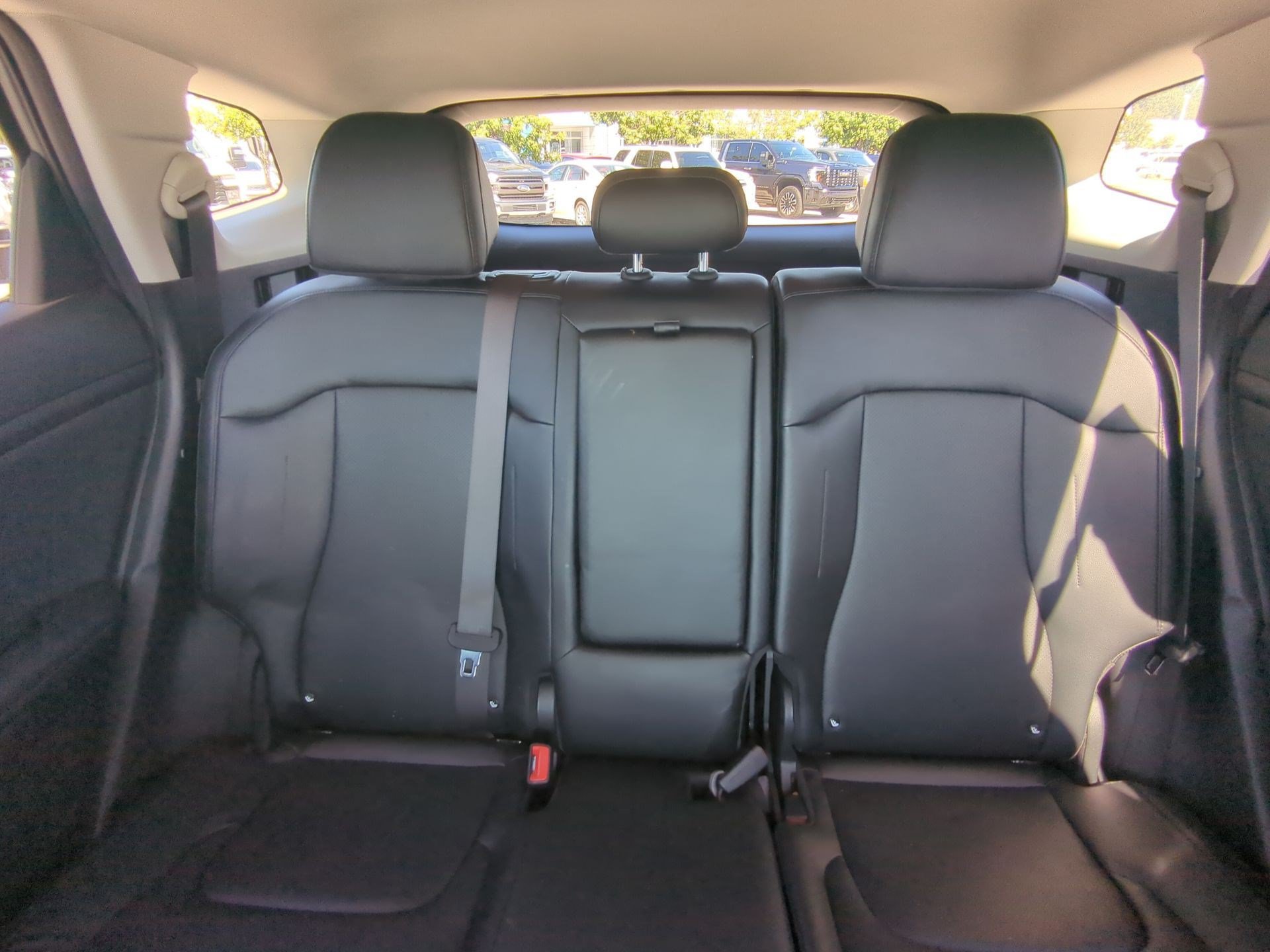 Certified 2025 Kia Sportage EX FWD image 19