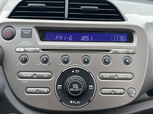 Used 2010 Honda Fit image 14