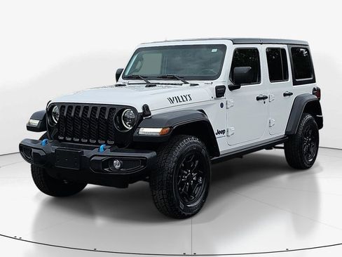 Used 2023 Jeep Wrangler Unlimited w/ Cold Weather Group AWD/4WD image 11