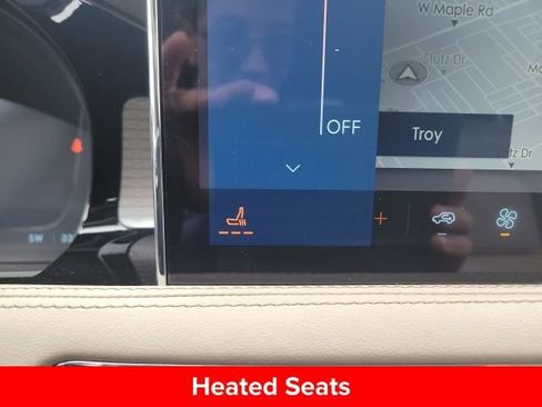 Certified 2024 Lincoln Corsair AWD image 5