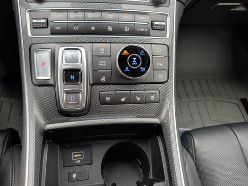 Certified 2022 Hyundai Santa Fe Limited w/ Cargo Package image 20