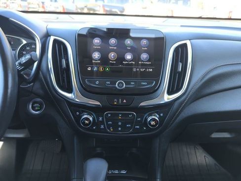 Used 2022 Chevrolet Equinox Premier AWD/4WD image 27