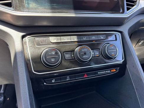 Used 2019 Volkswagen Atlas SEL FWD image 24