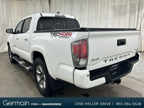 Used 2017 Toyota Tacoma Limited image 6