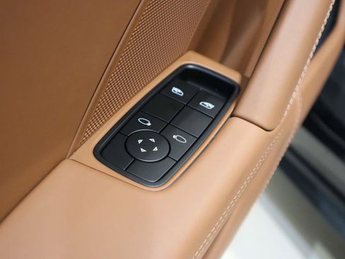 Used 2026 Porsche 911 GT3 RWD image 19