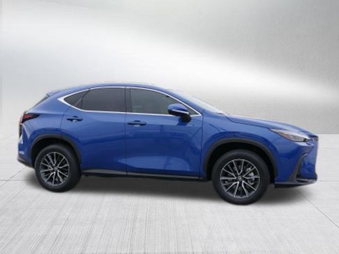 Used 2025 Lexus NX 250 NX 250 Premium image 2