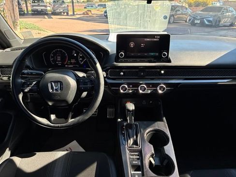 Used 2023 Honda Civic Sport image 25