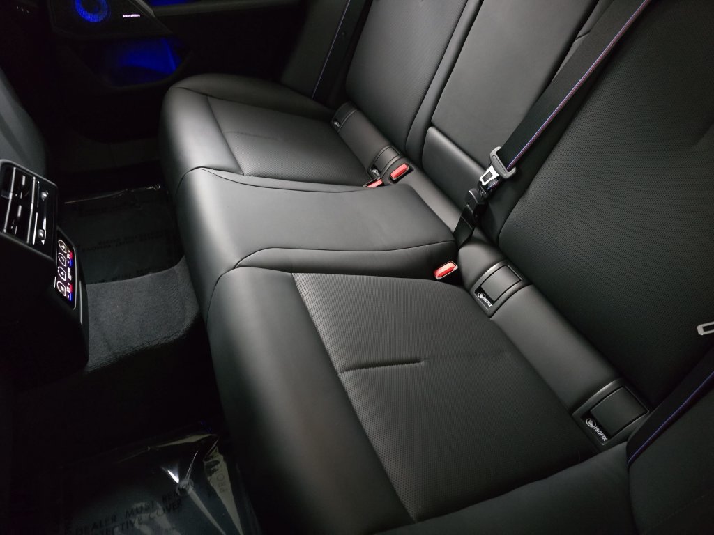 Used 2026 BMW M5 w/ Executive Package AWD/4WD image 16