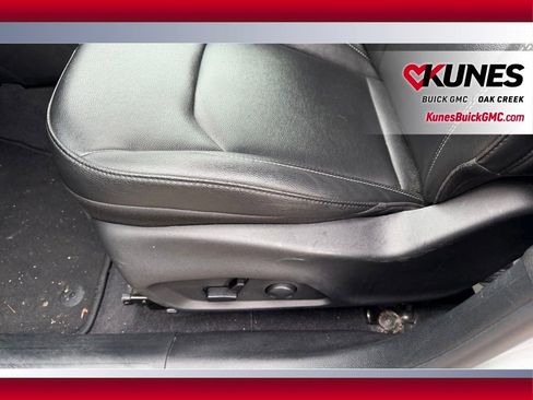 Used 2025 Jeep Compass Limited AWD/4WD image 9