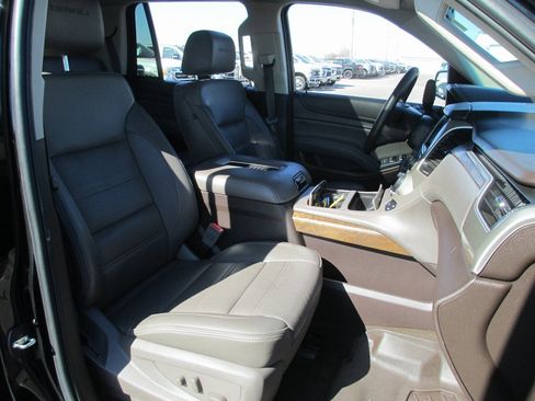 Used 2018 GMC Yukon Denali w/ Denali Ultimate Package image 25