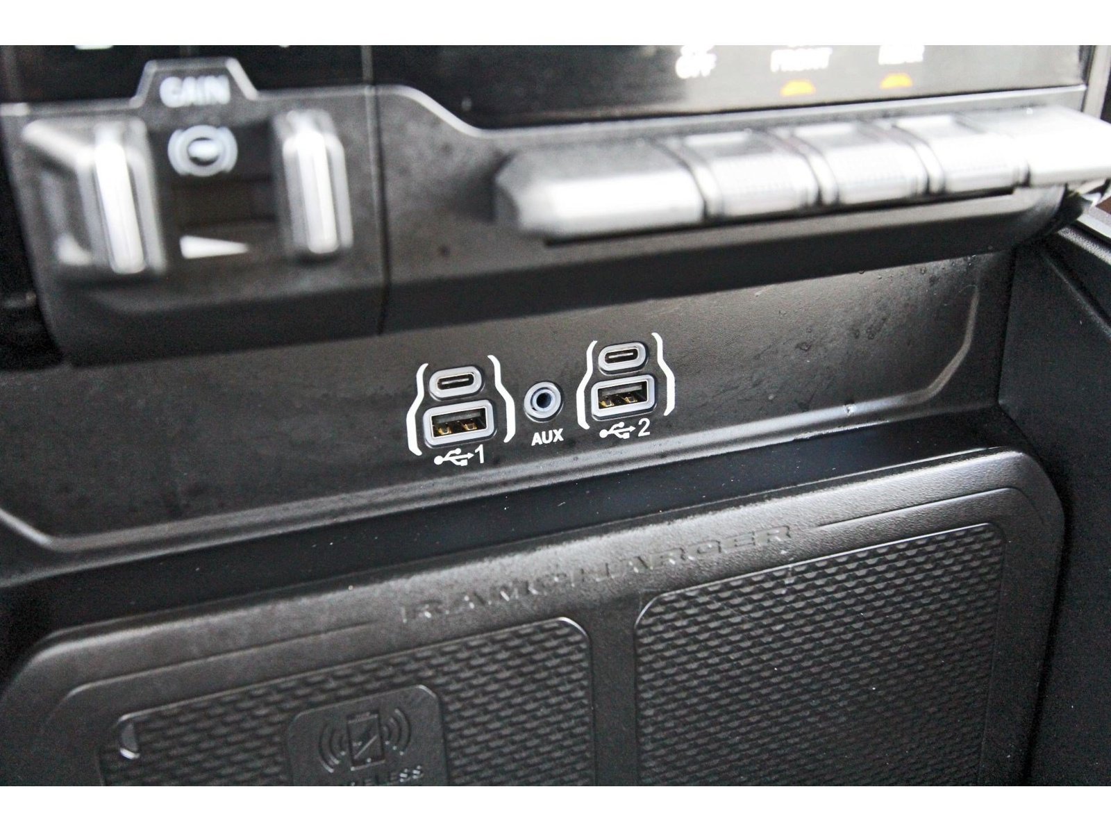 Used 2025 RAM 1500 Laramie w/ Bed Utility Group AWD/4WD image 29