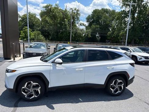 Used 2023 Hyundai Tucson SEL AWD/4WD image 3