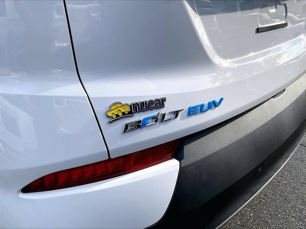 Used 2022 Chevrolet Bolt EUV LT w/ Driver Confidence Package FWD image 27