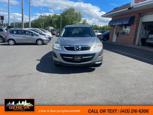 Used 2011 MAZDA CX-9 Touring w/ Moonroof & Bose Audio Pkg image 2